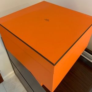 Hermes empty box for 24/24 35